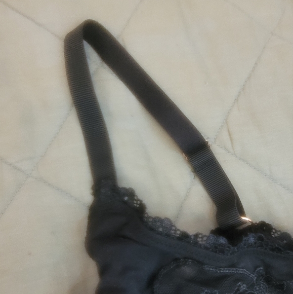 SAVAGE X FENTY BRALETTE - Picture 3 of 8